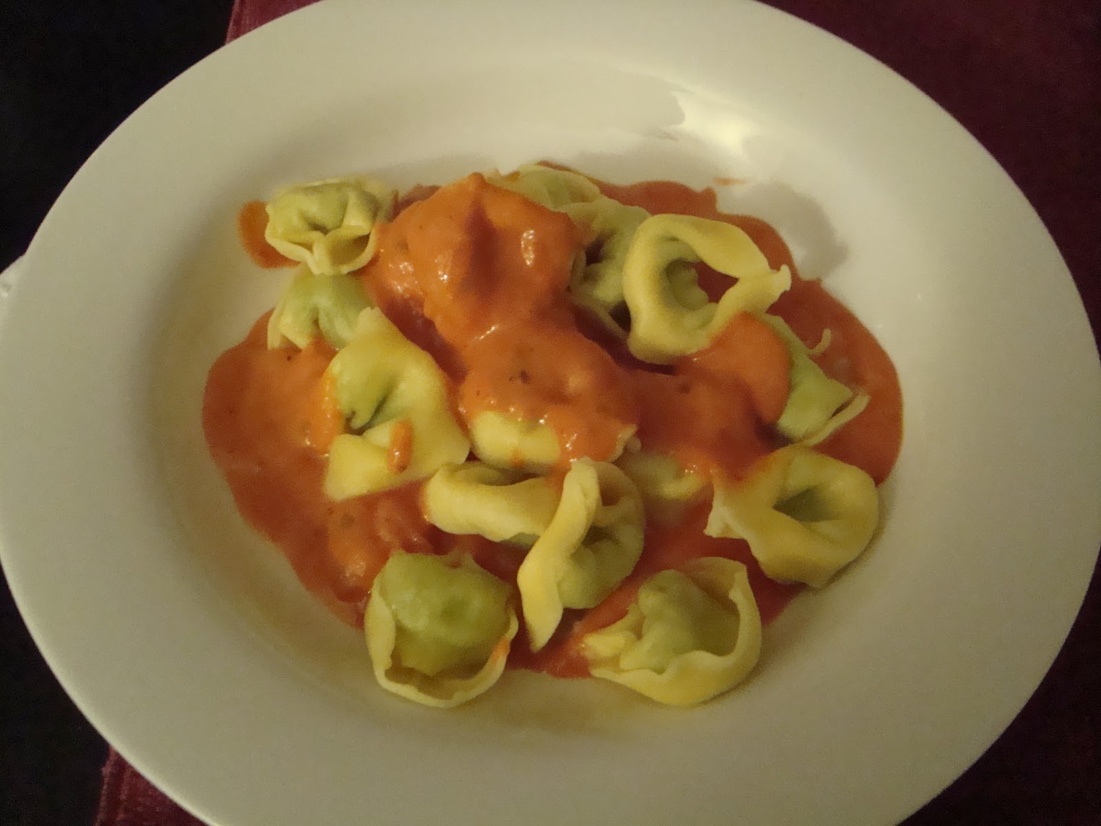 Simple Gourmet Cooking Tortellini with Creamy Tomato Sauce