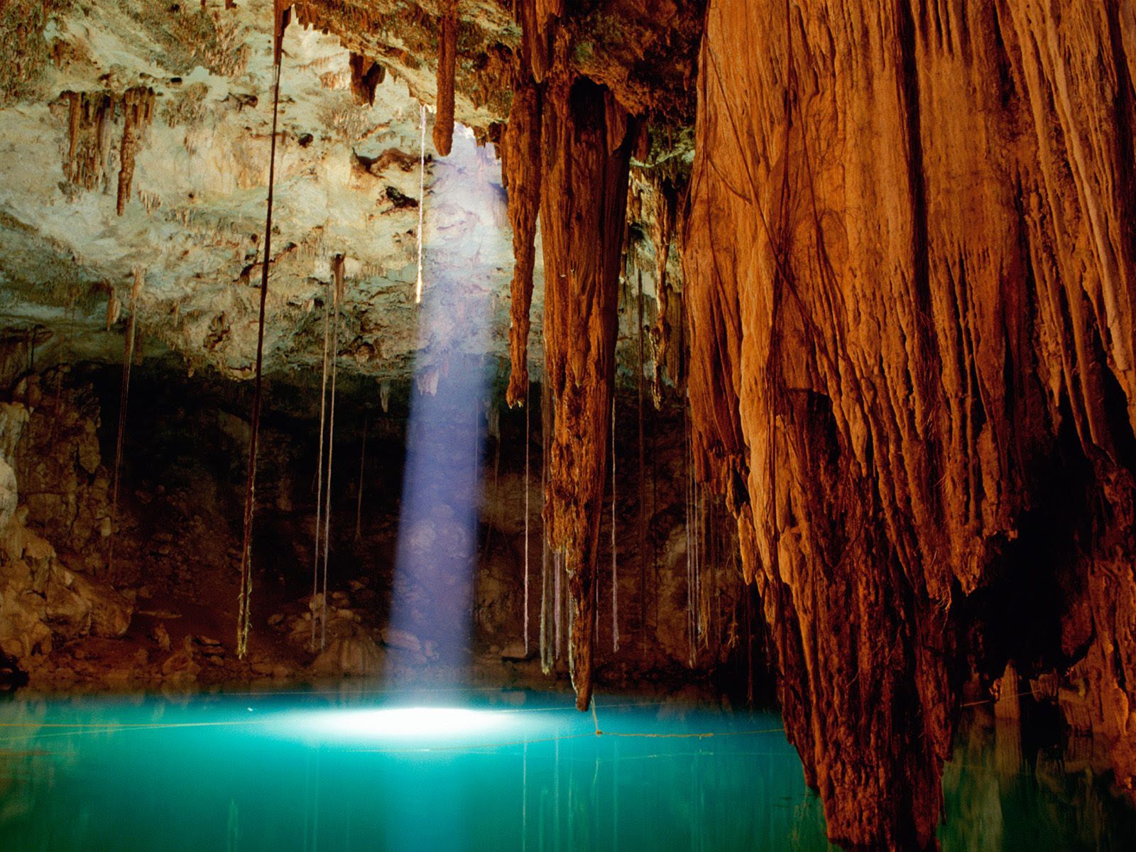 TOP WORLD TRAVEL DESTINATIONS Cavern Lake Mexico