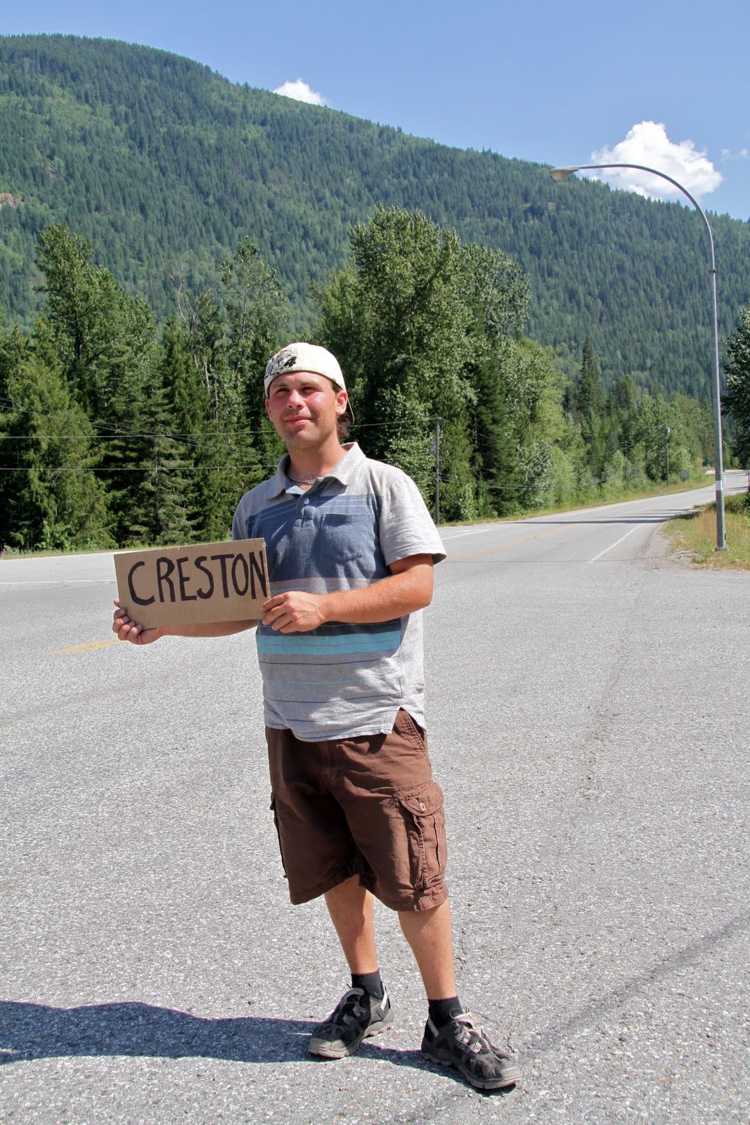 Shoulder Cat Canadian Hitch Hiking Adventures
