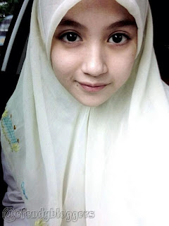 Foto Cantik Nabilah JKT48 Pakai Jilbab Terbaru