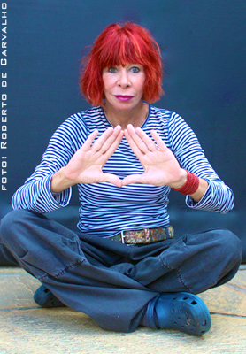 Rezando al estilo libre de Rita Lee. Llega su último CD: Reza