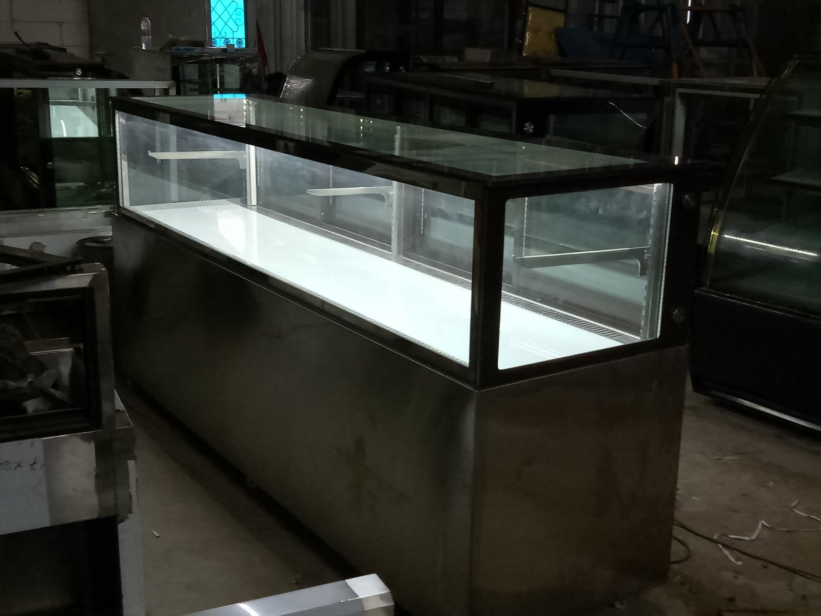 top counter standing showcase chiller display