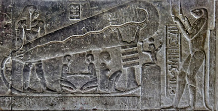 Lámparas de Dendera: Electricidad en Egipto asociada al templo.