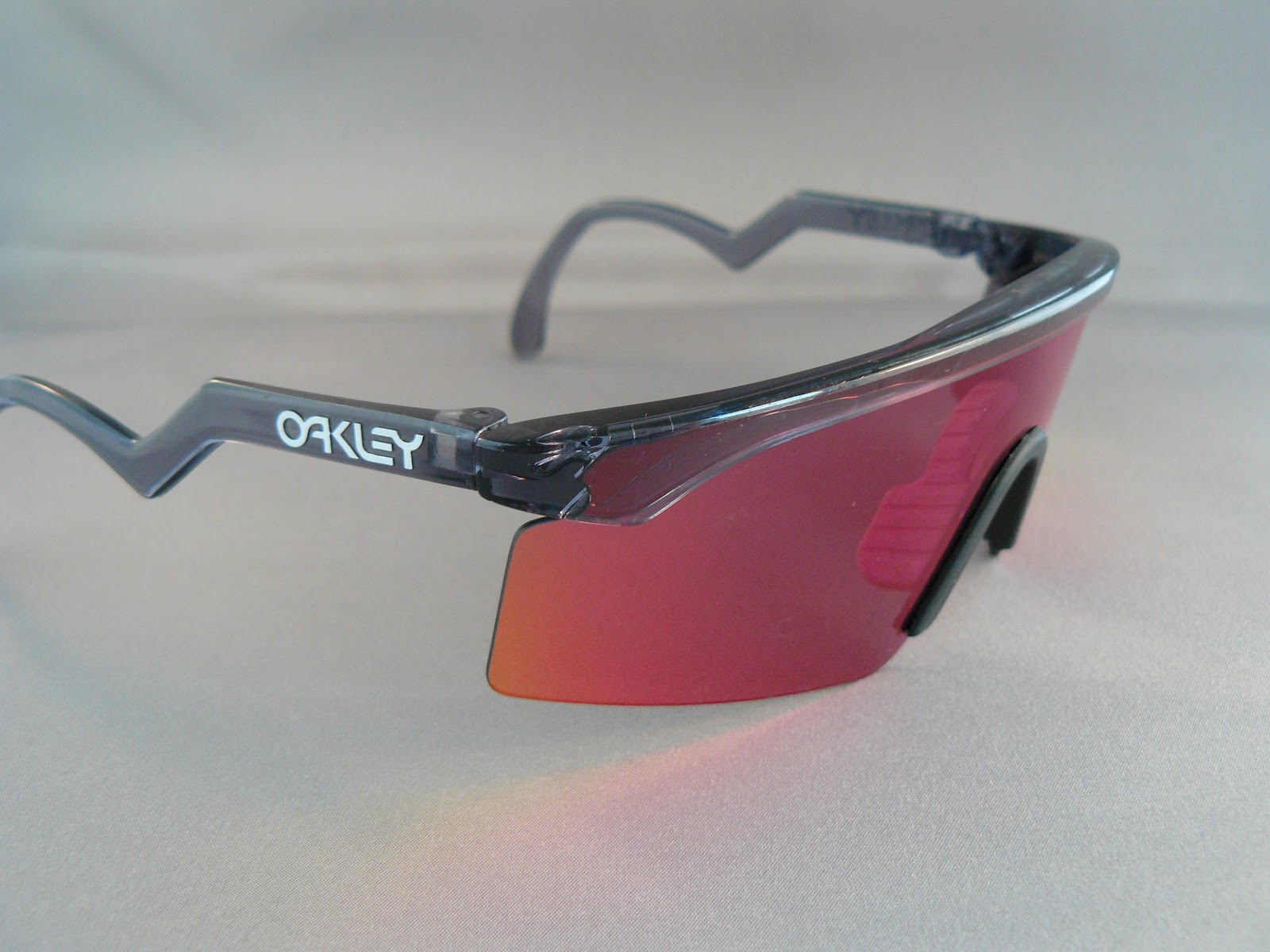 Oakley Razor Blade Black +Red, Eyeshade, Old School, Vintage, M Frame