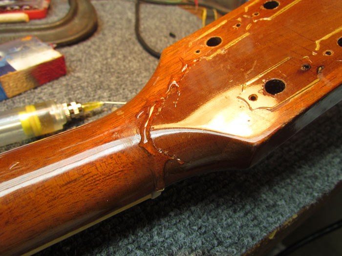 Headstock Crack Repair Using Hide Glue (Pt. 2 of Gibson ES225