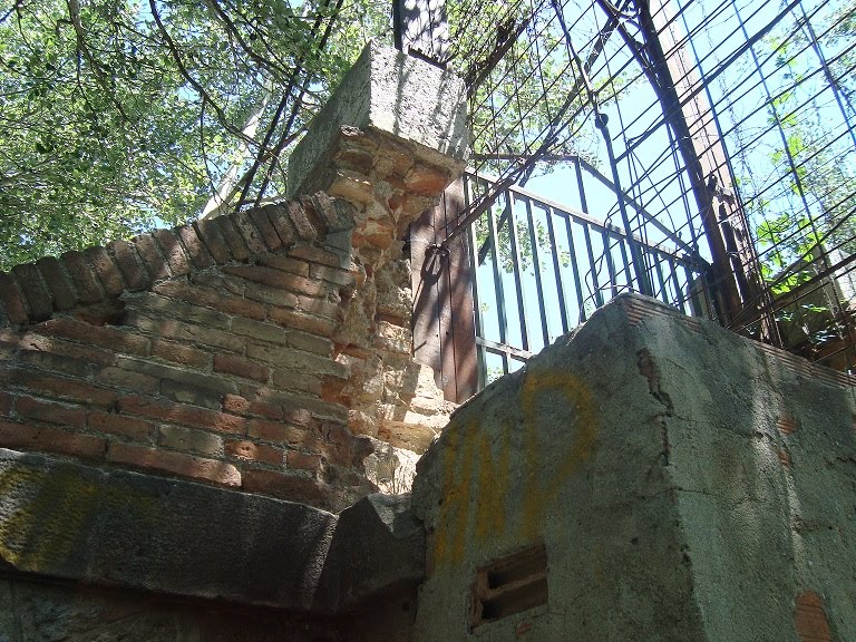 La piedra de la Entrada en el aire