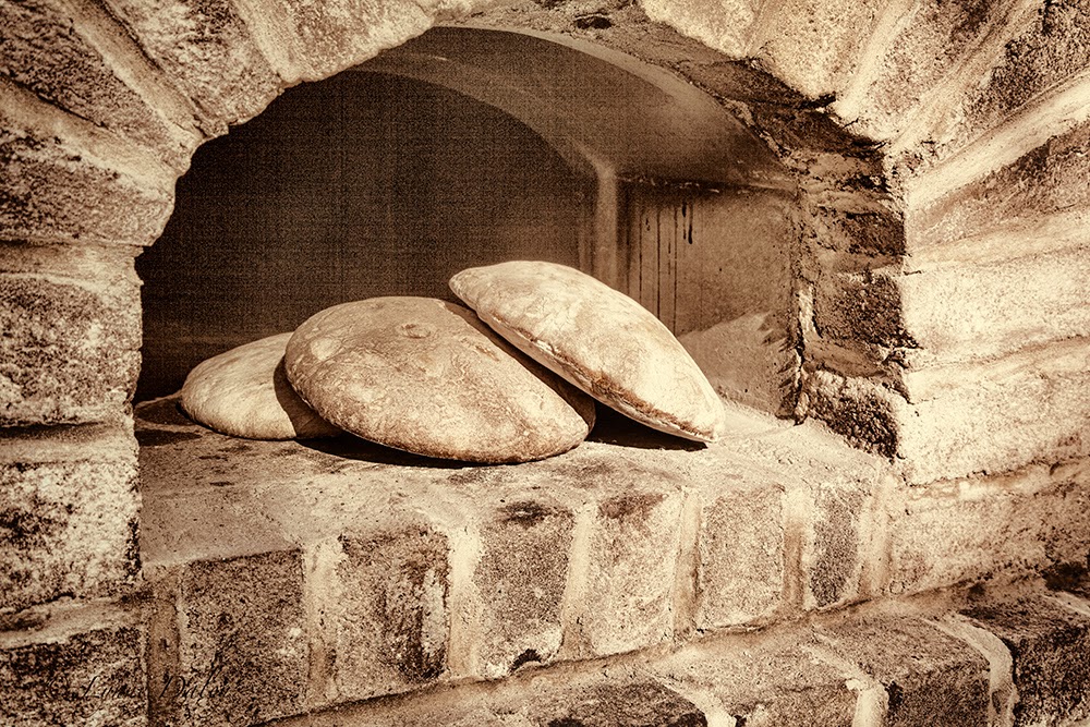 Cafe Lynnylu Sourdough Loaves from the WoodFired Oven