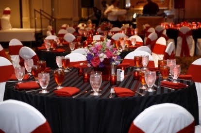 The Best Wedding Decorations: Red Wedding Decoration Themes