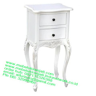 Mebel jepara mebel jati jepara mebel jati ukiran jepara nakas jati ukir klasik cat duco classic furniture jati jepara code NKSJ 126 NAKAS UKIR CAT DUCO JEPARA Mebel jepara mebel jati jepara mebel jati ukiran jepara nakas jati ukir klasik cat duco classic furniture jati jepara code NKSJ 126 NAKAS UKIR CAT DUCO JEPARA