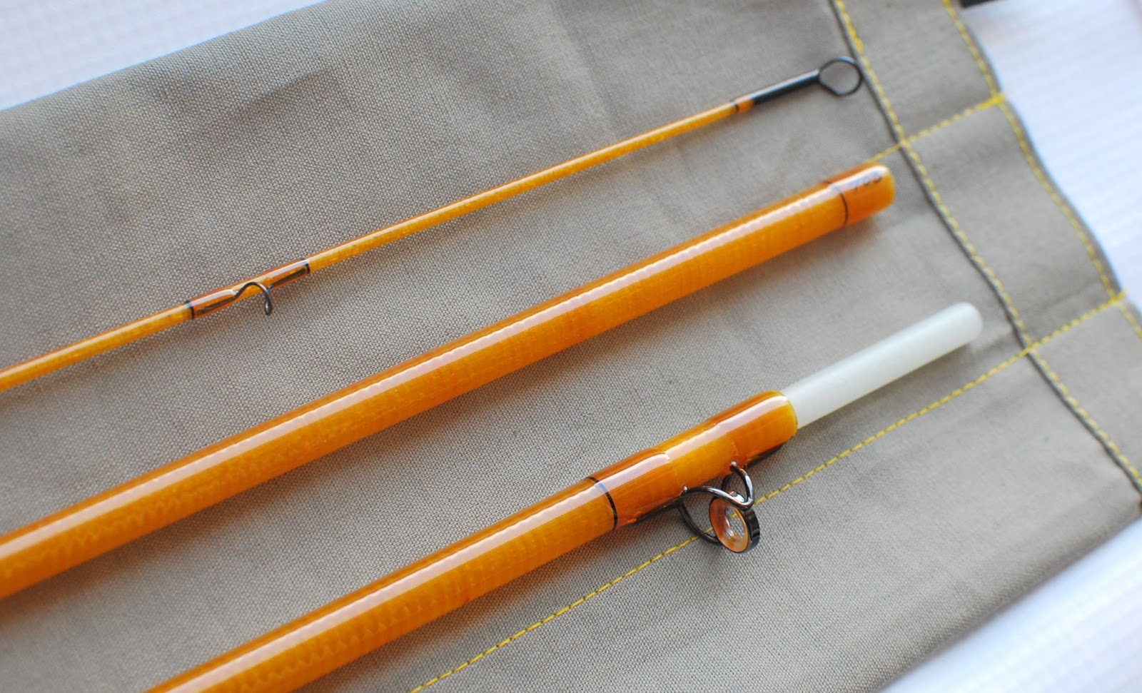 Handcrafted graphite and fiberglass fly rods Kabuto brown