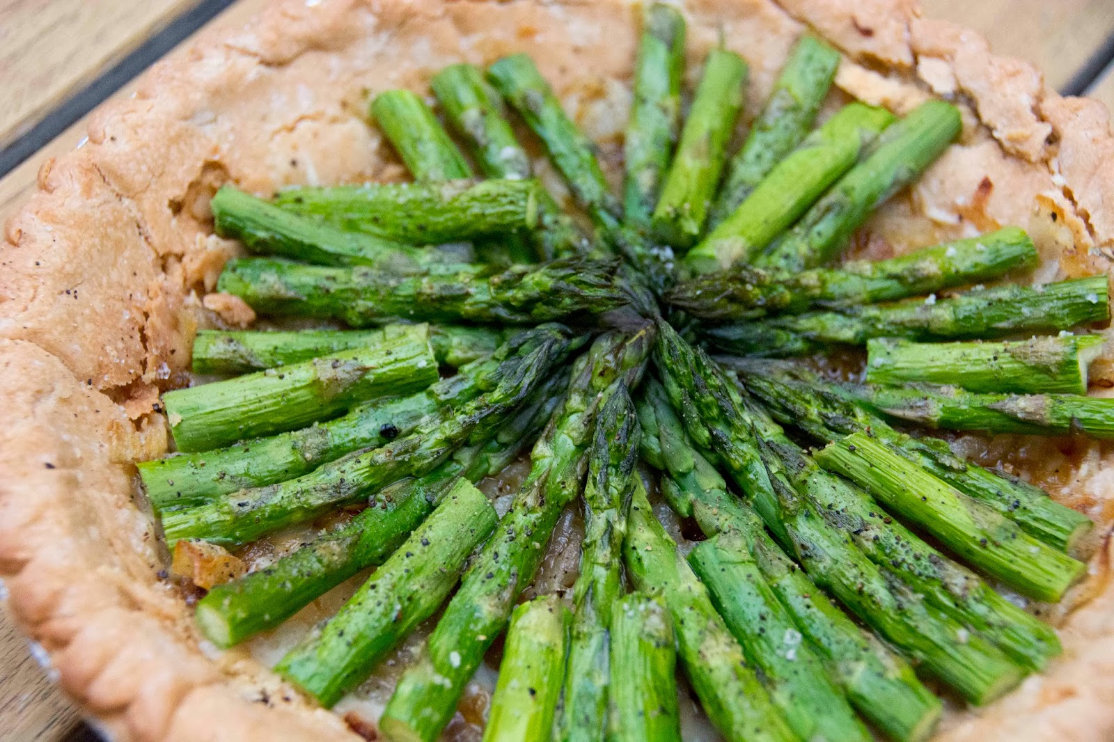 Aesthetic Nest Cooking Asparagus Gruyere Tart (Recipe)