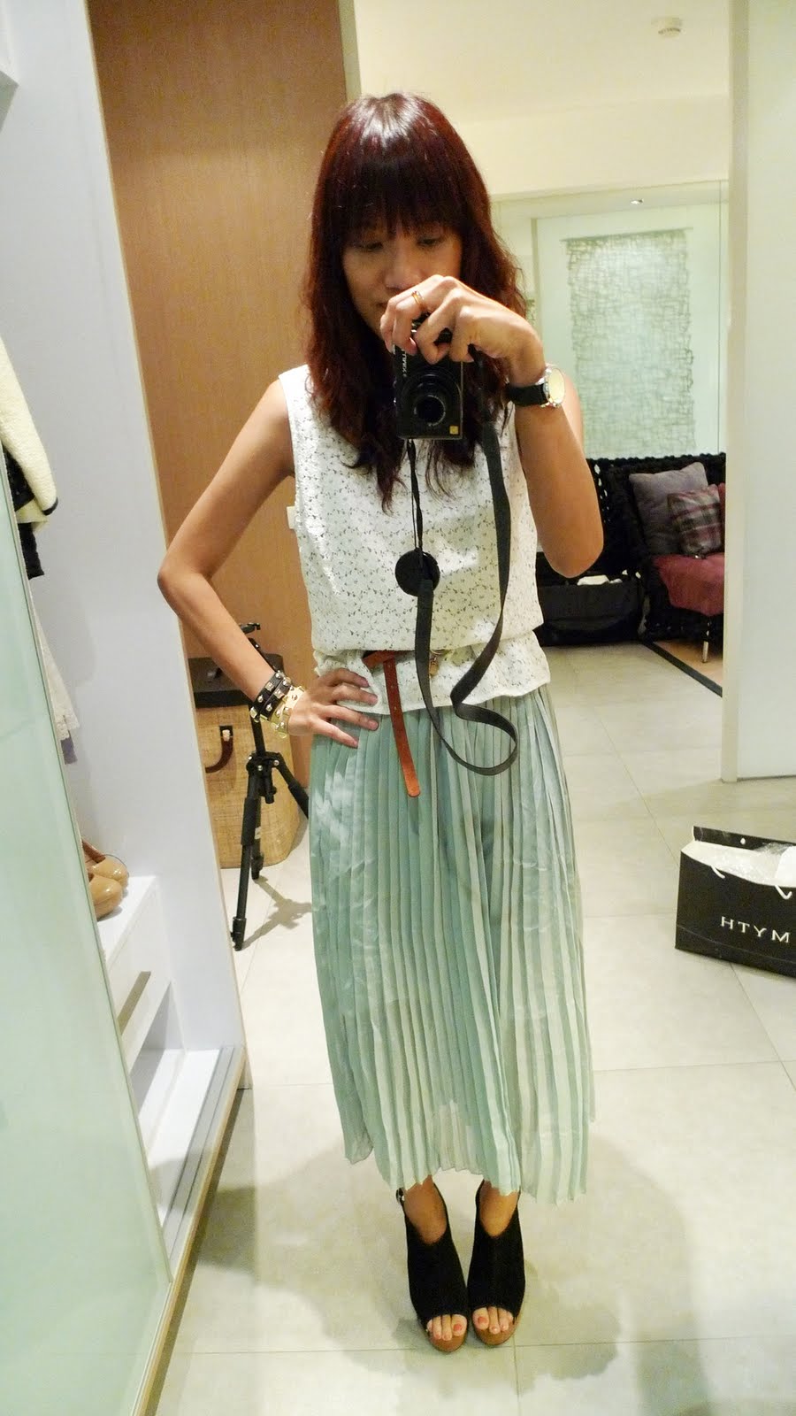 Watch out for Audrey Zubiri's feature in Depot Fashion Magazine's next issue ... ... my new photos will end up in this fashion magazine called Iconography.