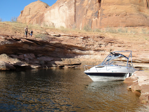 Boating on Lake Powell