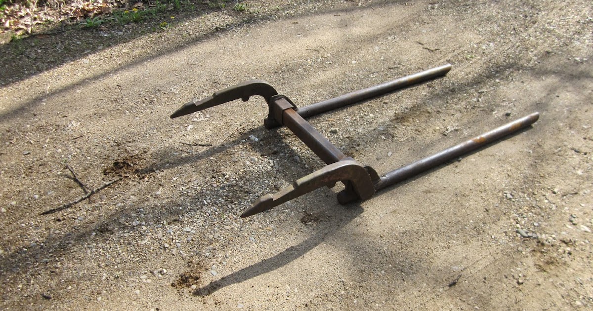 Farmall Super C and Fast Hitch Implements Adjustable forks