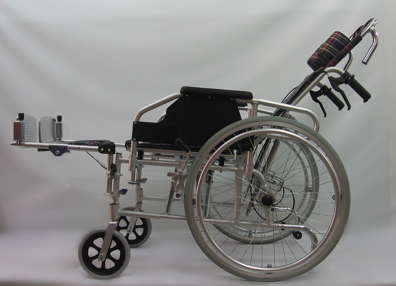 Teaching wheelchair wheelies qld, wheelchairs used dudley 125cc