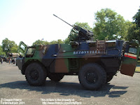 Fuerzas Armadas de Francia VAB+canon+de+20+mm+francia