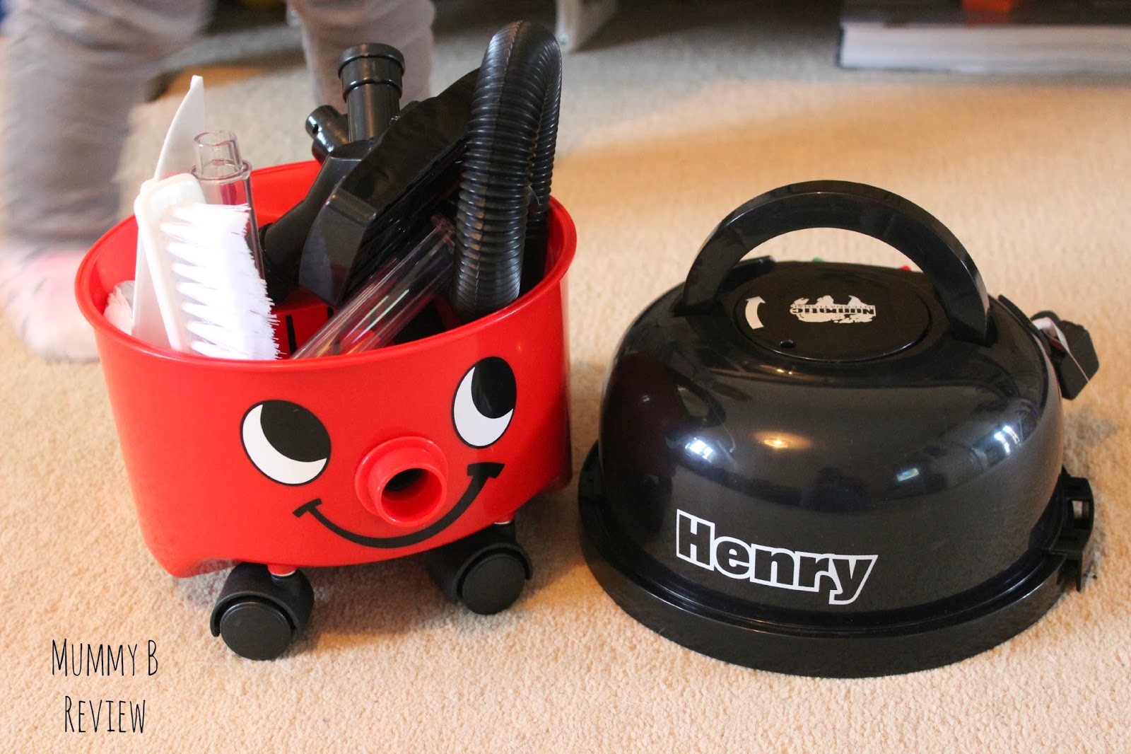 Little Henry Children S Toy Vacuum Cleaner K Elizabeth