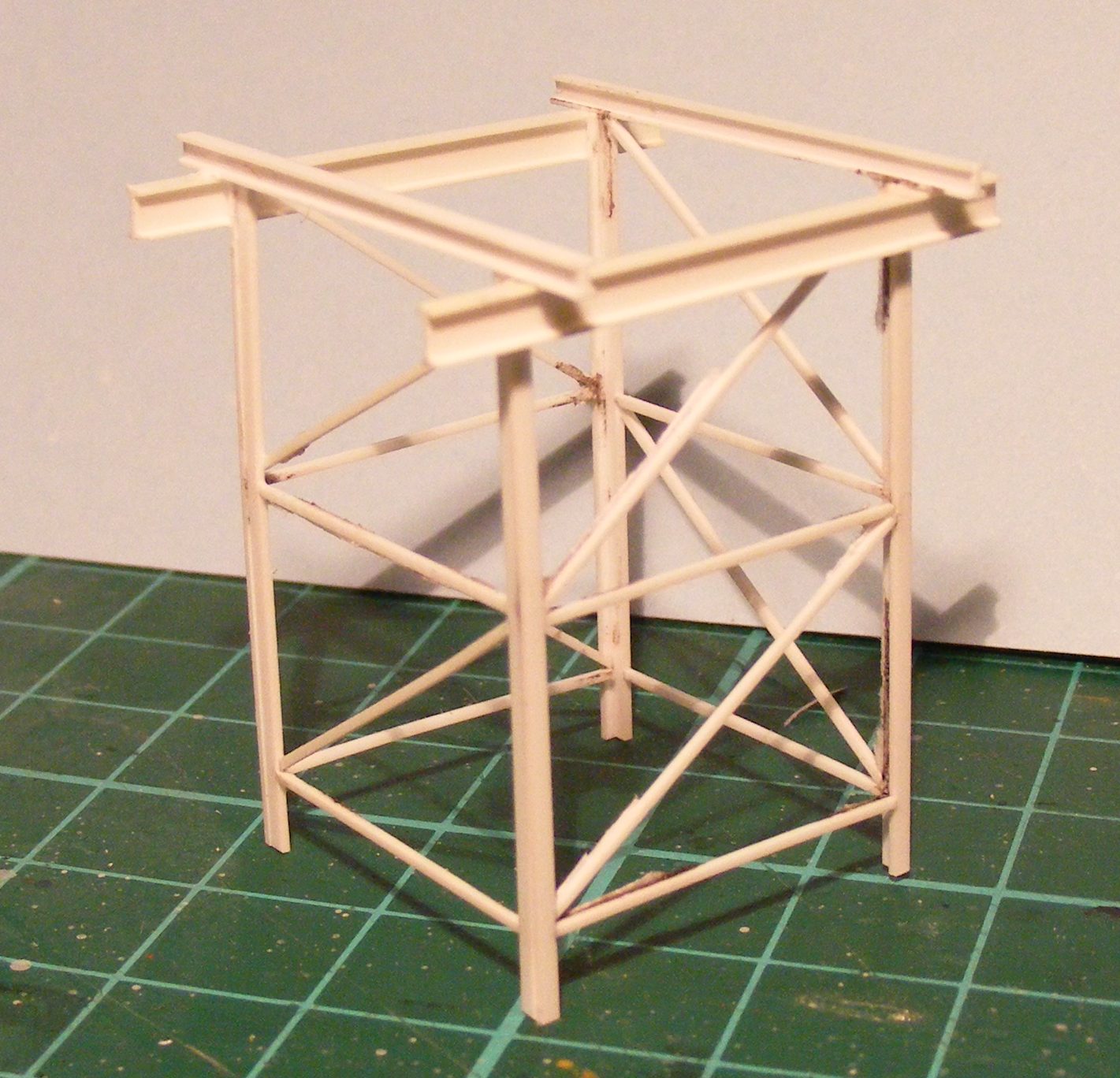 Australian N Scale Building the VR 10000 Gallon Water Tank Stand