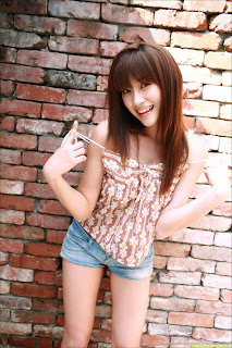 Japanese Hot Girls: Mikie Hara undress short jean - Japanese idol