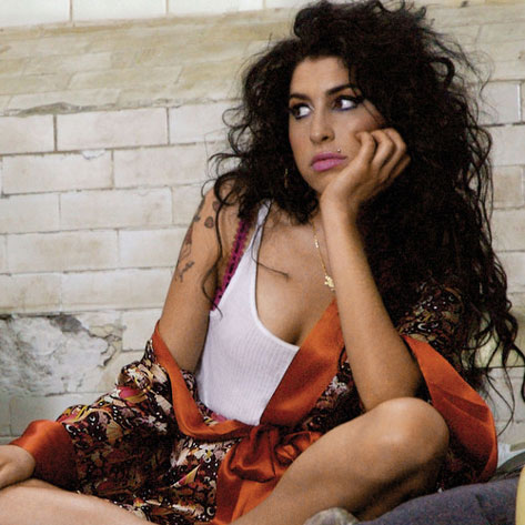 RIP Amy Winehouse | Simply Into My HAIR
Amy Winehouse
