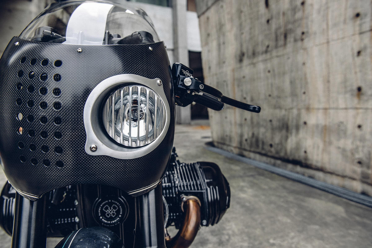 Bavarian_Fistfighter_BMW_RNineT_Rough_Crafts_Moto-Mucci%2B%25288%2529.jpg