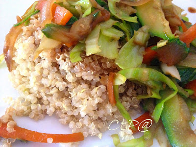ricetta quinoa vegetali carota zucchine zenzero ricette estive quinoa vegetale ricetta unica zucchine