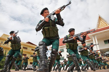 Hun Sen's anti-riot cops are well equipped and trained 7-30-2012 to kill Khmer people.