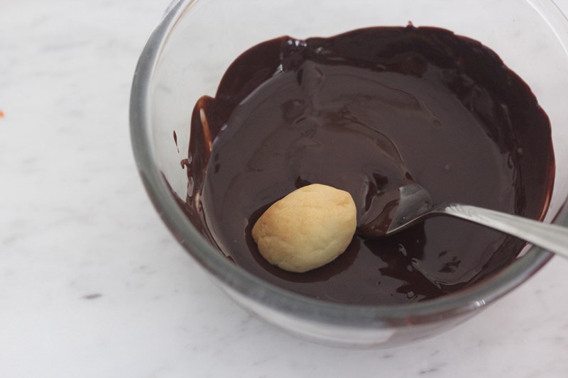 London Almond Chocolate Cookies Recipe London Almond Chocolate Cookies Recipe