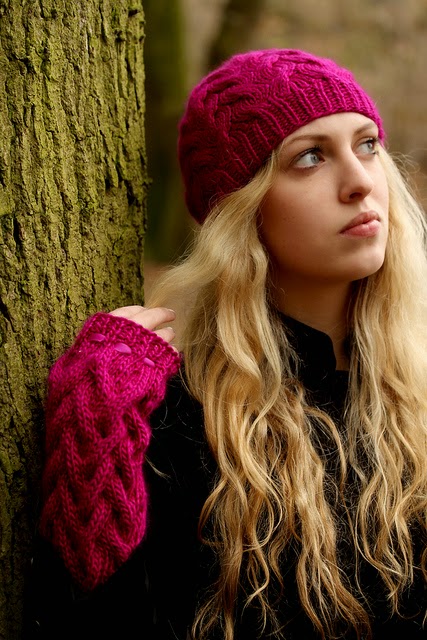 single skein handwarmers