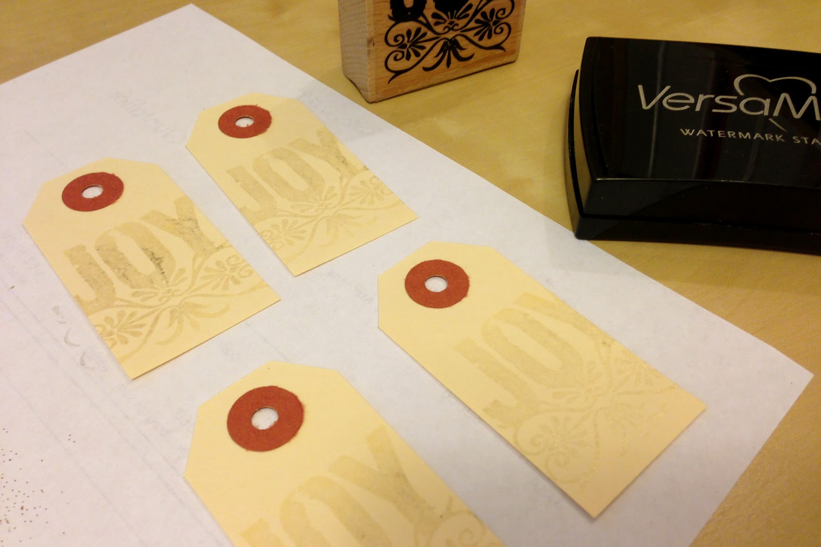 black tag diaries how to create your own gift tags...