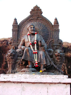 Statue of Chhatrapati Shivaji Maharaj at Raigad Fort