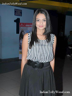 Telugu Actress Nikitha Narayan Latest Spicy Pics