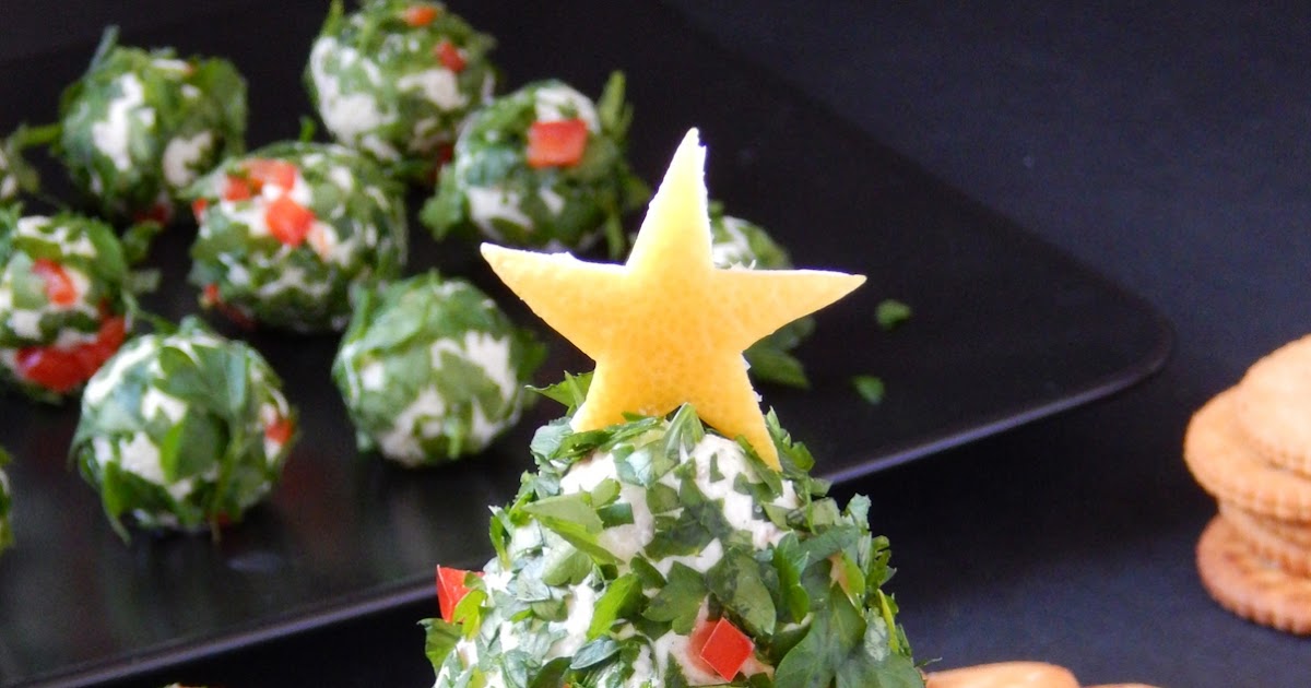 Pepi's kitchen in english Christmas Tree Cheese Ball