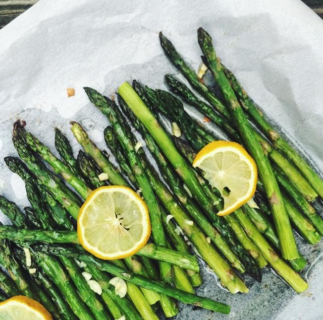 LOVE LIVING WHOLE Oven Roasted Asparagus