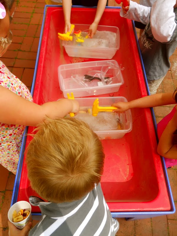 Teaching 2 and 3 Year Olds Ice in the Sensory Table