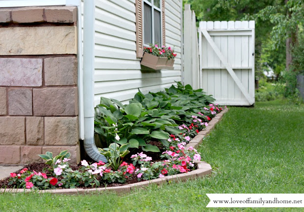 side yard makeover creating curb