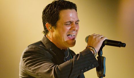 LETRAS DE LA CANCION DE ALEJANDRO SANZ A LA PRIMERA letras de la cancion de alejandro sanz a la primera:
