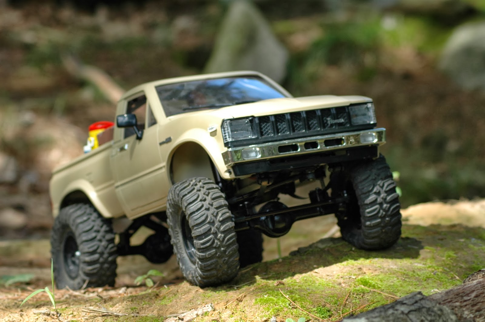 Scale R/C Trucks Presented by LetsGoMuddin 2 Years of R/C Fun! My Rigs Past and Present