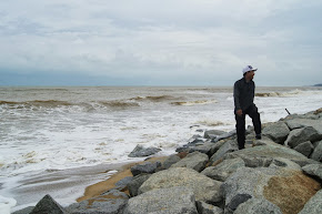 pantai cahaya bulan,kelantan