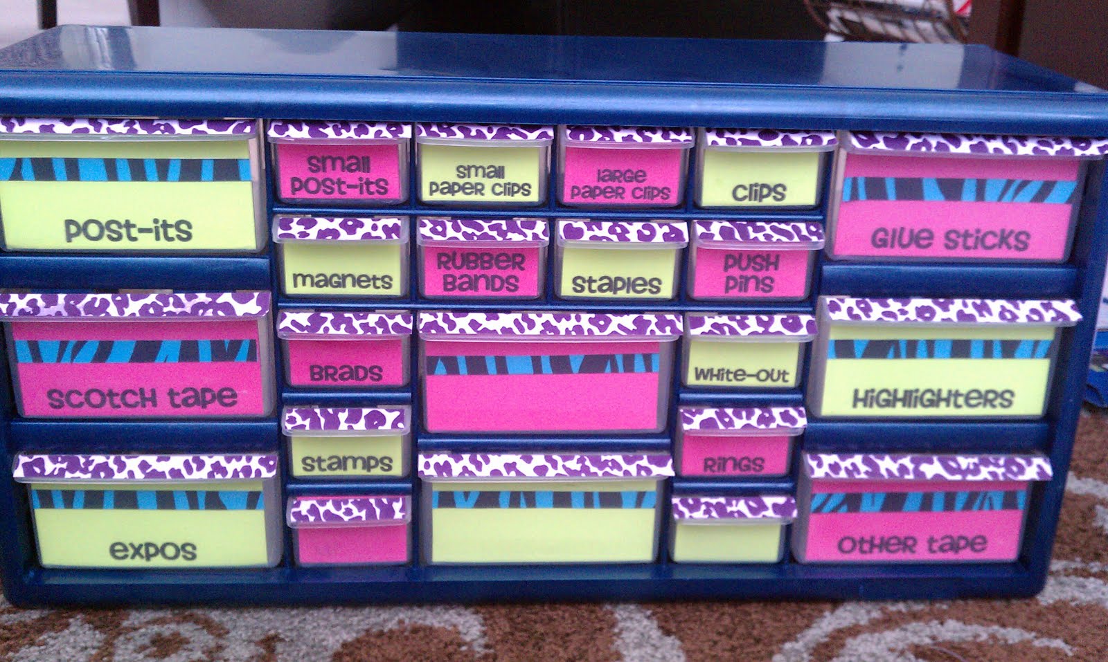 teacher toolbox this is only 17 at Home Depot! need to make! Matthew