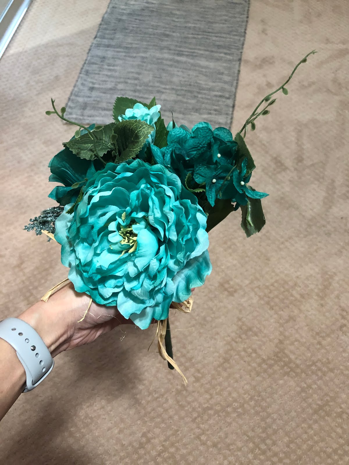 Magnolia Mamas Girls Bedroom Makeovers + DIY Flower Mirror