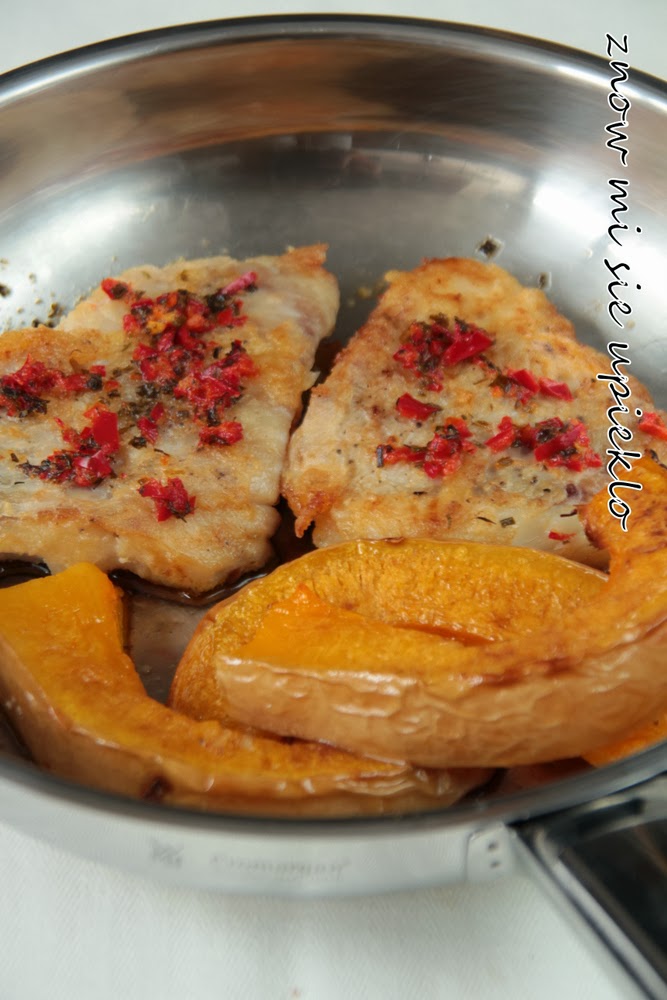 Znow Mi Sie Upieklo Karmazynowy Karmazyn W Masle Pietruszkowo Chilli Z Pieczona Dynia I Baklazanowym Caprese