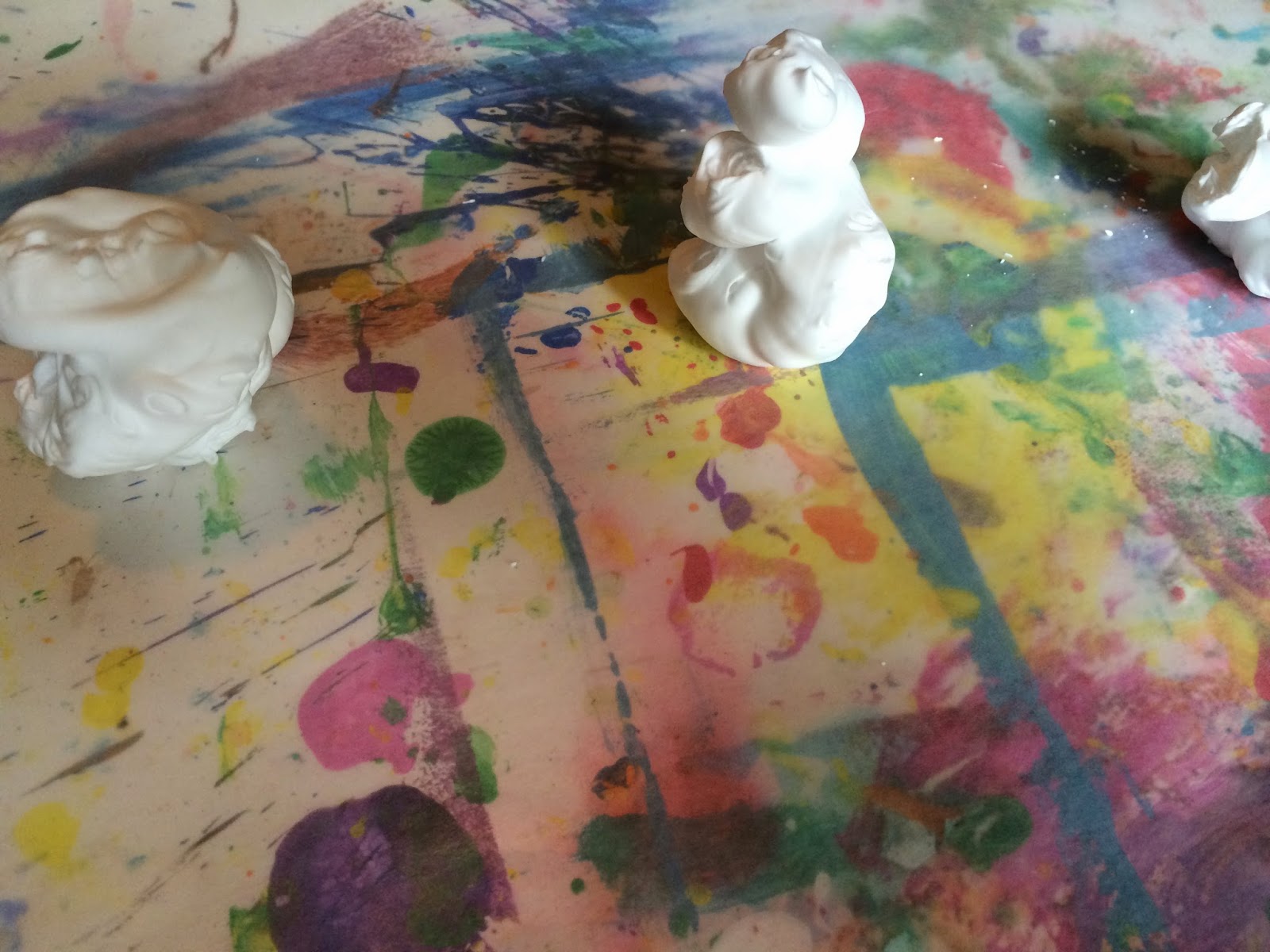 Mini and Mommies Shaving Cream Art with Famous Artist