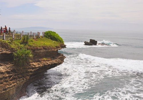 Pantai Batu Hiu Pangandaran Mitos Serta Keindahan Pantai Batu Hiu Pangandaran