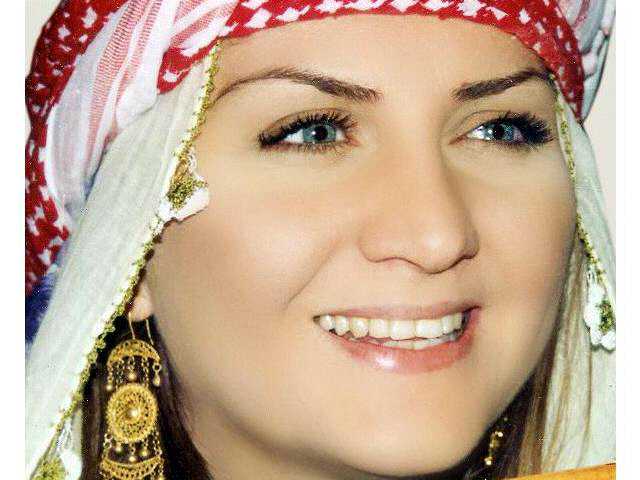Sibel Can Dinle