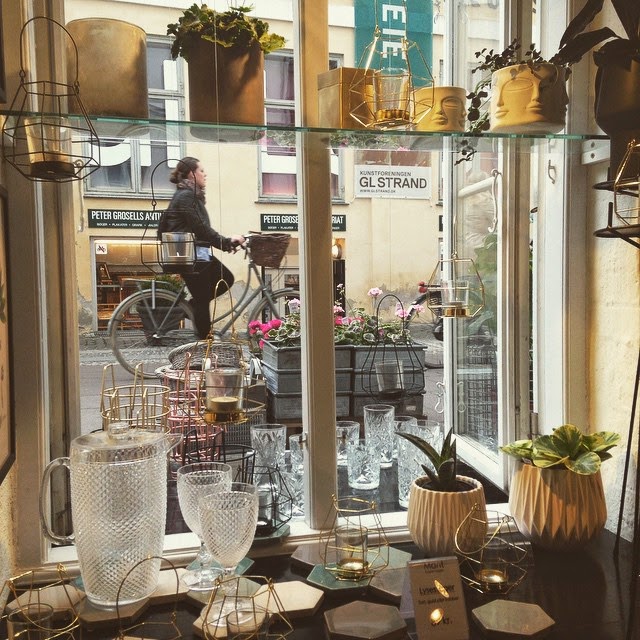 Copenhagen City Guide Shopping Mant