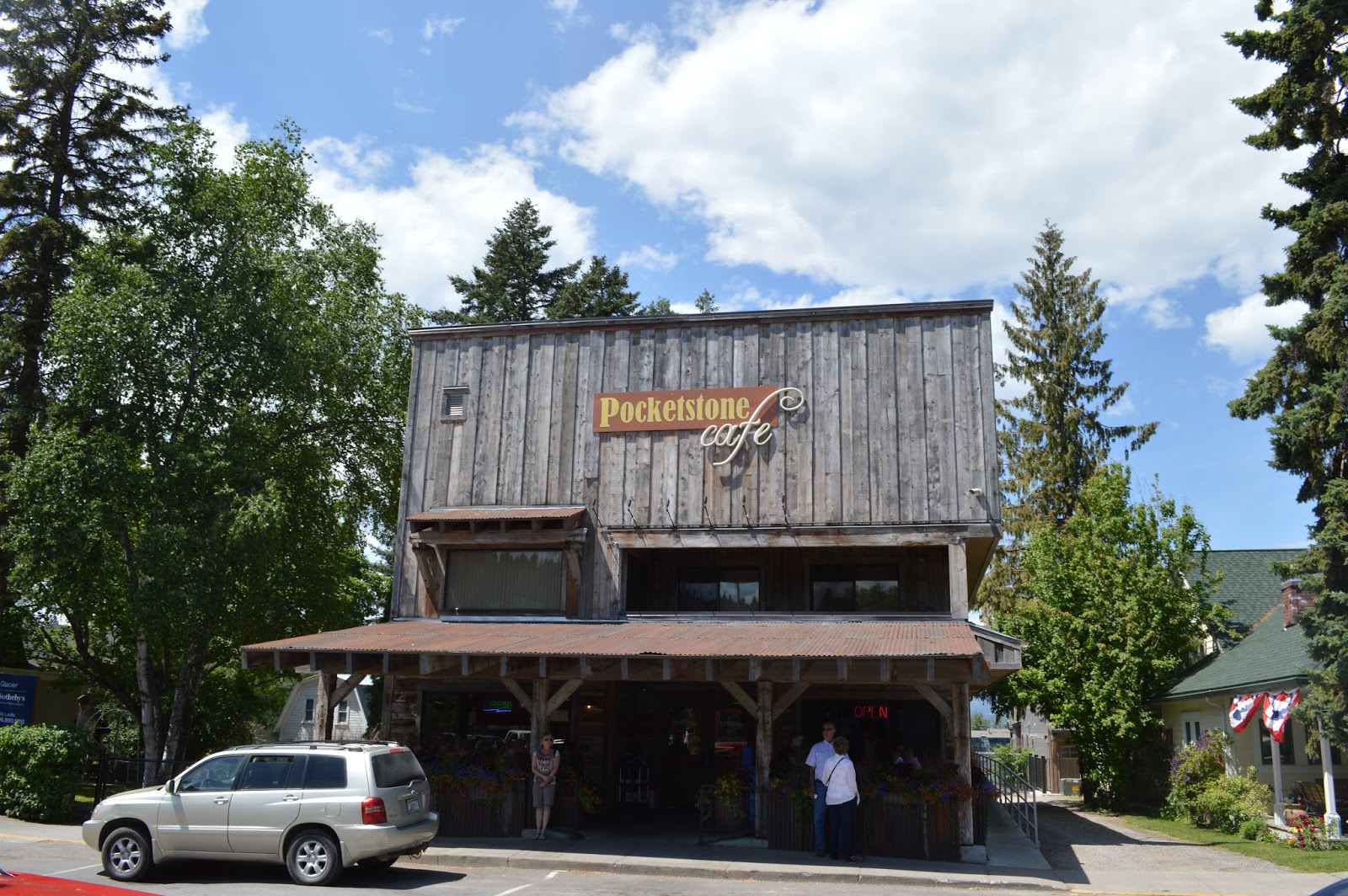 Bigfork, Montana Pocketstone Cafe and Sweet Peaks Ice Cream