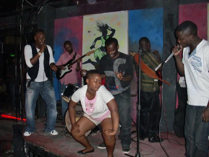 BAND? NI BAND YENYE WASANII LUKUKI NA WENYE VIPAJI VYA HALI YA JUU