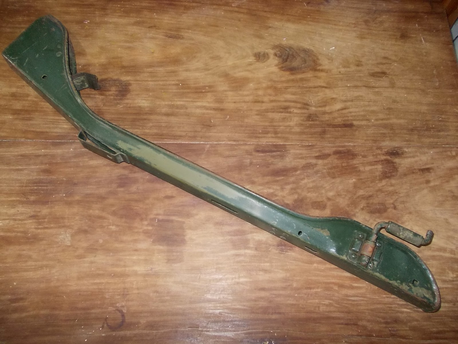 Jeep Willys MB Vitoria ES Rifle Rack / Suporte de Rifle do Willys MB