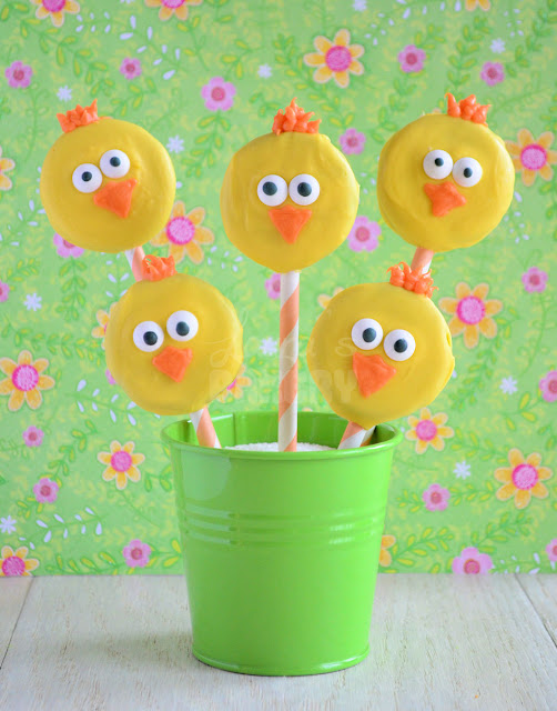 http://4.bp.blogspot.com/-v_yGPzsFd4w/UVQ-bQ85xbI/AAAAAAAAEHM/x0J6P9CsJoU/s640/kuiken+oreo+pops+1a.jpg